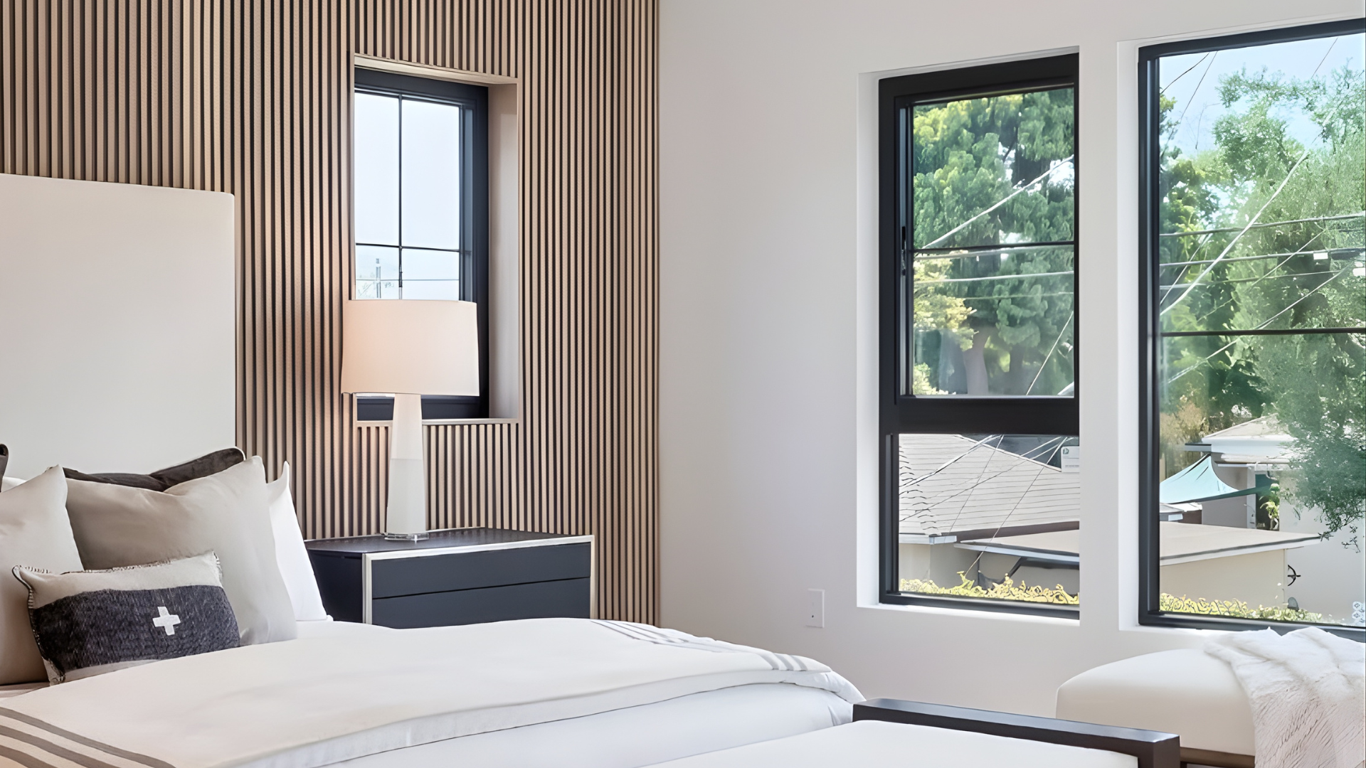VLX 500 Single & Double Hung Window in Lighthouse Point, FL | Sightline Windows & Doors Lighthouse Point - detail 3